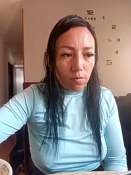 Laura martin  online show from 03.08.25