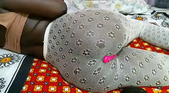hot cupcake01 online show from 12.12.24