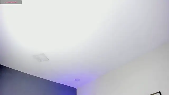 scarlett johs online show from 10.14.25