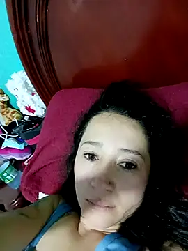 Snapshot of emilypoppy3 chatting on 10.24.25 emilypoppy3 online show from 10.24.25