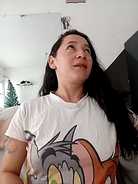 emilypoppy3 online show from 12.03.25