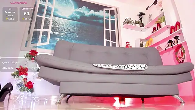 alisiadreams22 online show from 12.18.24