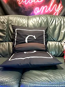 Melody87 online show from 02.22.25