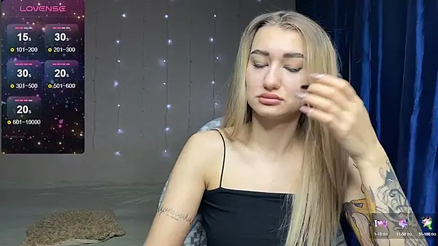 Silvia Shugarr online show from 01.08.25