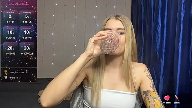 Silvia Shugarr online show from 02.15.25