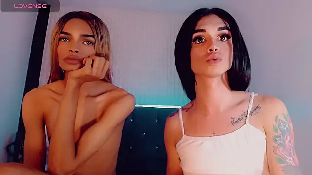 Snapshot of twoblacksexy chatting on 12.03.24 twoblacksexy online show from 12.03.24