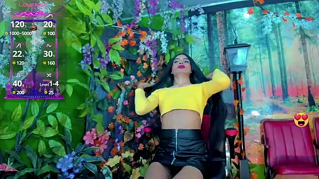 Snapshot of twoblacksexy chatting on 03.11.25 twoblacksexy online show from 03.11.25