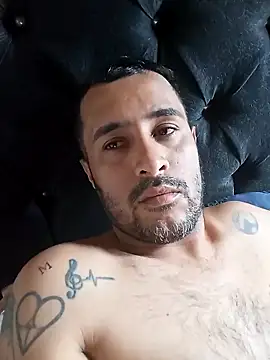 Snapshot of Vixxxvar chatting on 09.17.25 Vixxxvar online show from 09.17.25