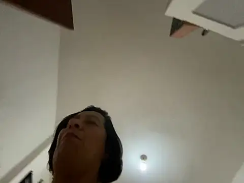 Snapshot of sweeviolet chatting on 02.26.26 sweeviolet online show from 02.26.26