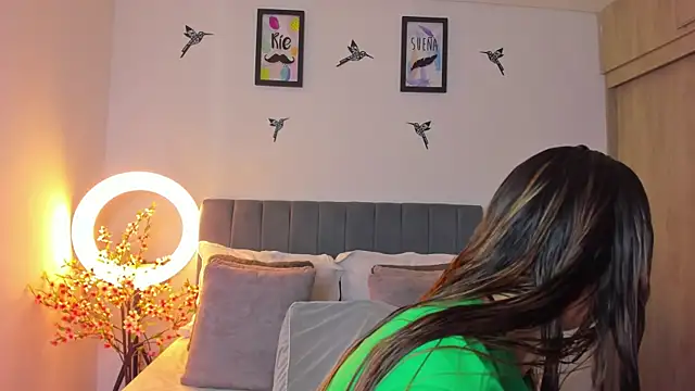 im sarah34 online show from 12.14.24