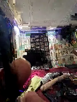 Snapshot of Toptransluder chatting on 09.16.25 Toptransluder online show from 09.16.25