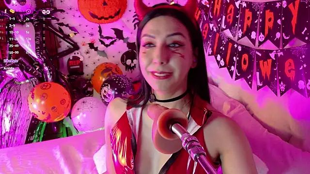 Snapshot of Sofy-Squirt chatting on 10.19.25 Sofy-Squirt online show from 10.19.25