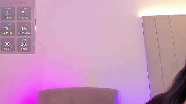 Snapshot of kaylarossi chatting on 11.08.25 kaylarossi online show from 11.08.25