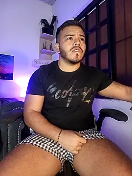 Snapshot of Naughty_Charly chatting on 09.28.25 Naughty Charly online show from 09.28.25