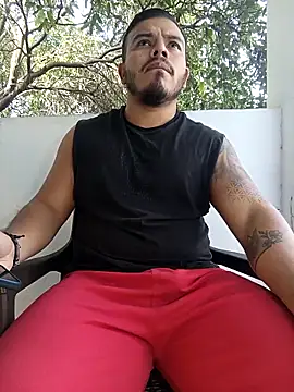 Snapshot of Naughty_Charly chatting on 10.27.25 Naughty Charly online show from 10.27.25