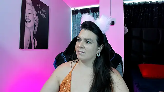 martina foxy  online show from 02.05.25