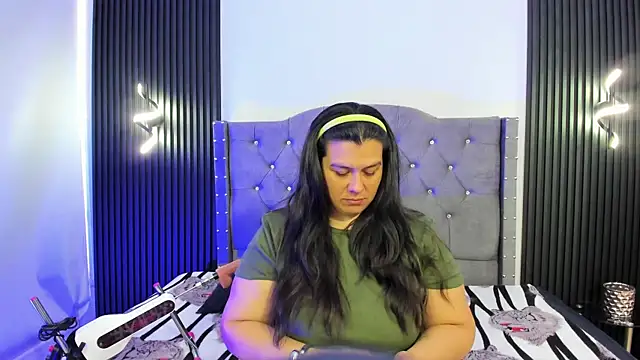 martina foxy  online show from 10.09.25