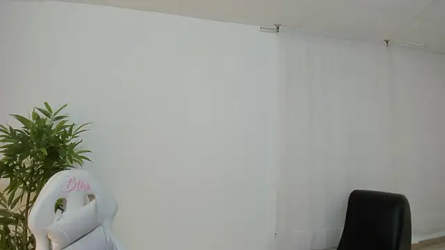 martina foxy  online show from 02.27.26