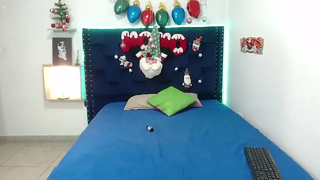 Julia Boobs online show from 12.27.24