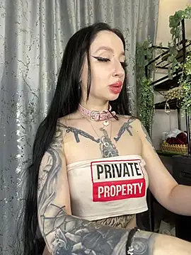 Molly  Moon online show from 02.04.26