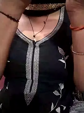 Cute nidhi online show from 12.29.24
