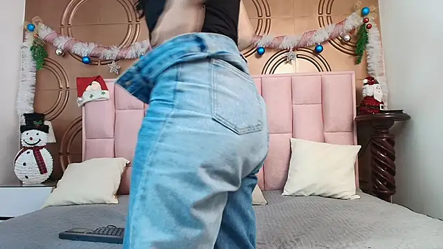 emmily keller19 online show from 12.19.25