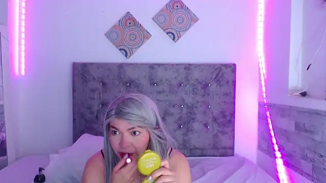 Cuckold lover69 online show from 04.16.26