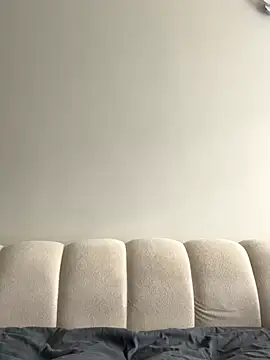 Snapshot of Fanclubbbbb chatting on 10.09.25 Fanclubbbbb online show from 10.09.25