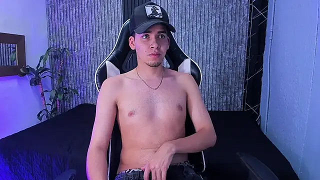 Mike 0233  online show from 10.22.25