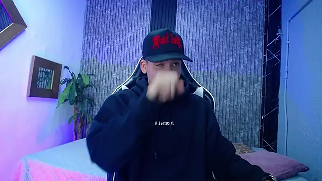 Mike 0233  online show from 02.07.26