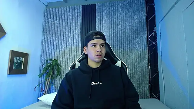 Mike 0233  online show from 02.19.26