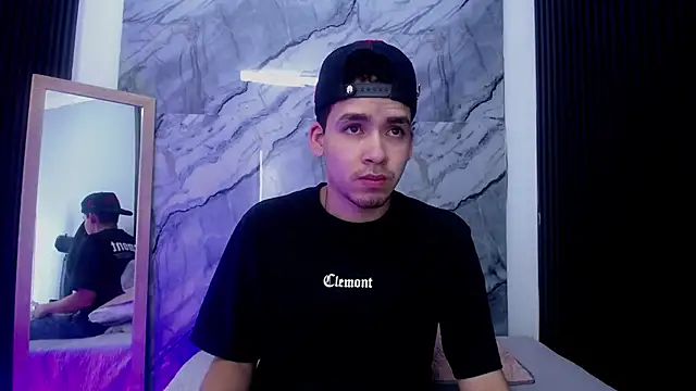 Mike 0233  online show from 02.25.26