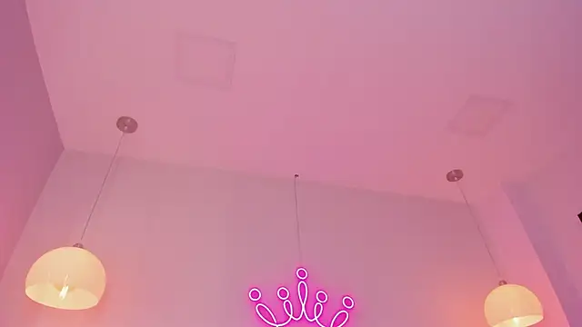 violeth hill online show from 11.29.25