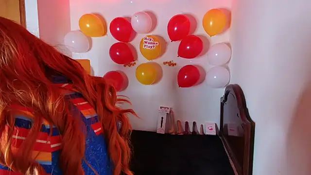 Snapshot of juli05star20 chatting on 10.31.25 juli05star20 online show from 10.31.25