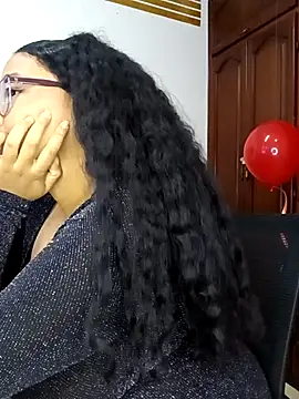 XMara online show from 02.14.25