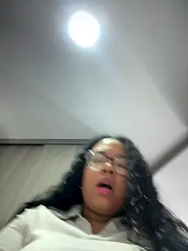 XMara online show from 09.17.25