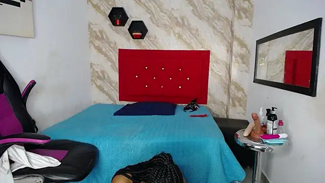 issa  love online show from 01.08.26