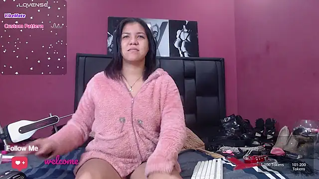 Karly Grey s online show from 07.08.26
