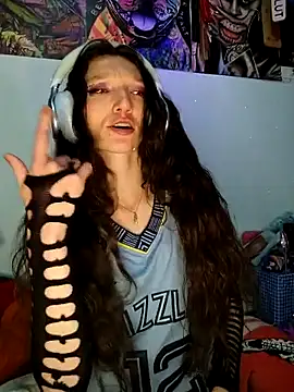 Lucy cole online show from 12.25.24