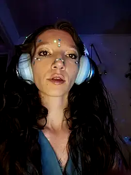 Lucy cole online show from 01.01.25