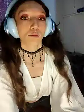 Lucy cole online show from 01.10.25