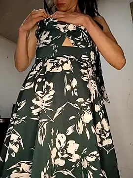 Lucy cole online show from 02.05.25