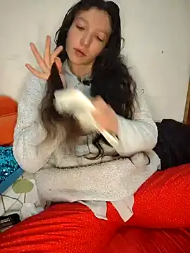 Lucy cole online show from 03.07.25