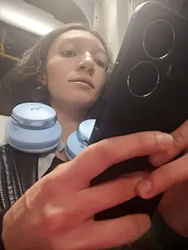 Lucy cole online show from 03.09.25
