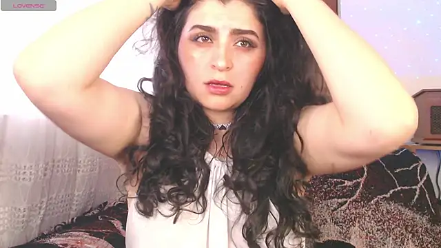 Snapshot of Marci_owo chatting on 10.08.25 Marci owo online show from 10.08.25