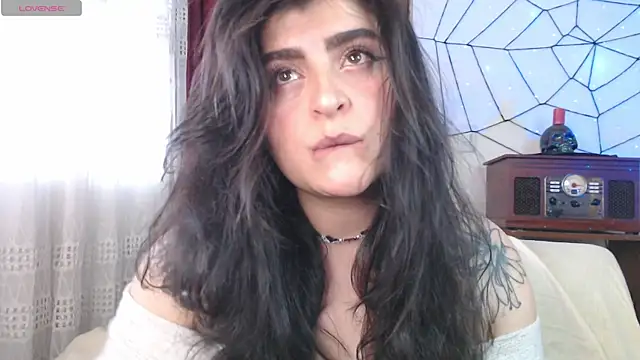 Snapshot of Marci_owo chatting on 10.22.25 Marci owo online show from 10.22.25