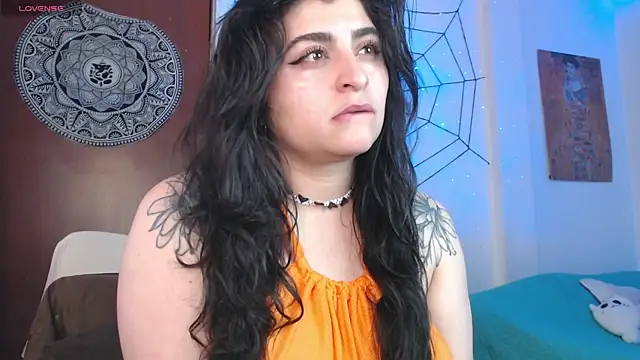 Snapshot of Marci_owo chatting on 10.25.25 Marci owo online show from 10.25.25