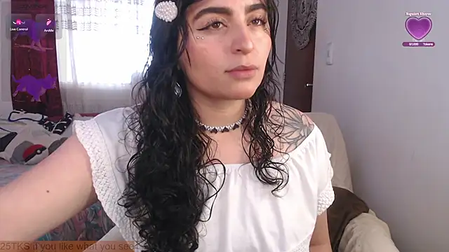 Snapshot of Marci_owo chatting on 11.13.25 Marci owo online show from 11.13.25