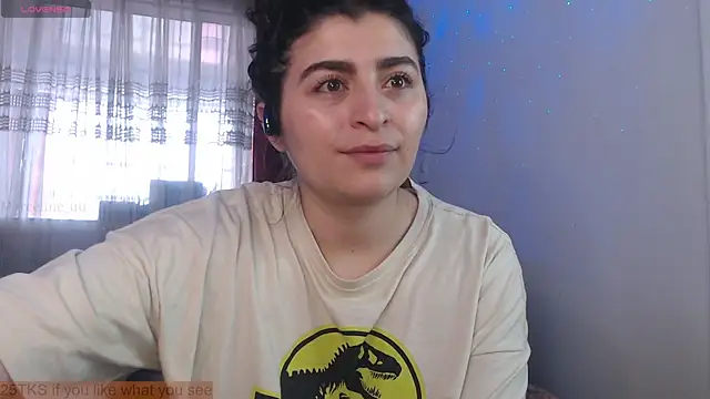 Snapshot of Marci_owo chatting on 11.16.25 Marci owo online show from 11.16.25