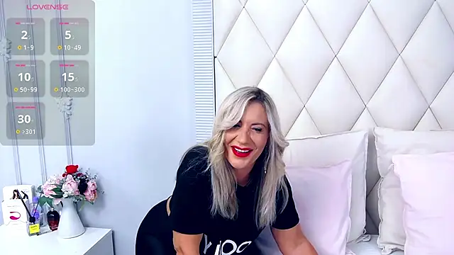 GinaBear online show from 09.24.25